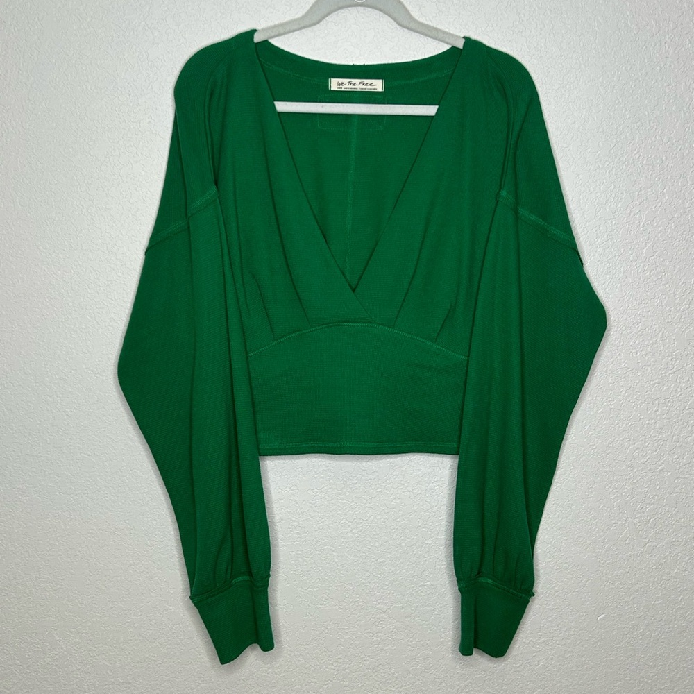 We The Free all nighter emerald Green V-Neck Cropped Knit sweater top